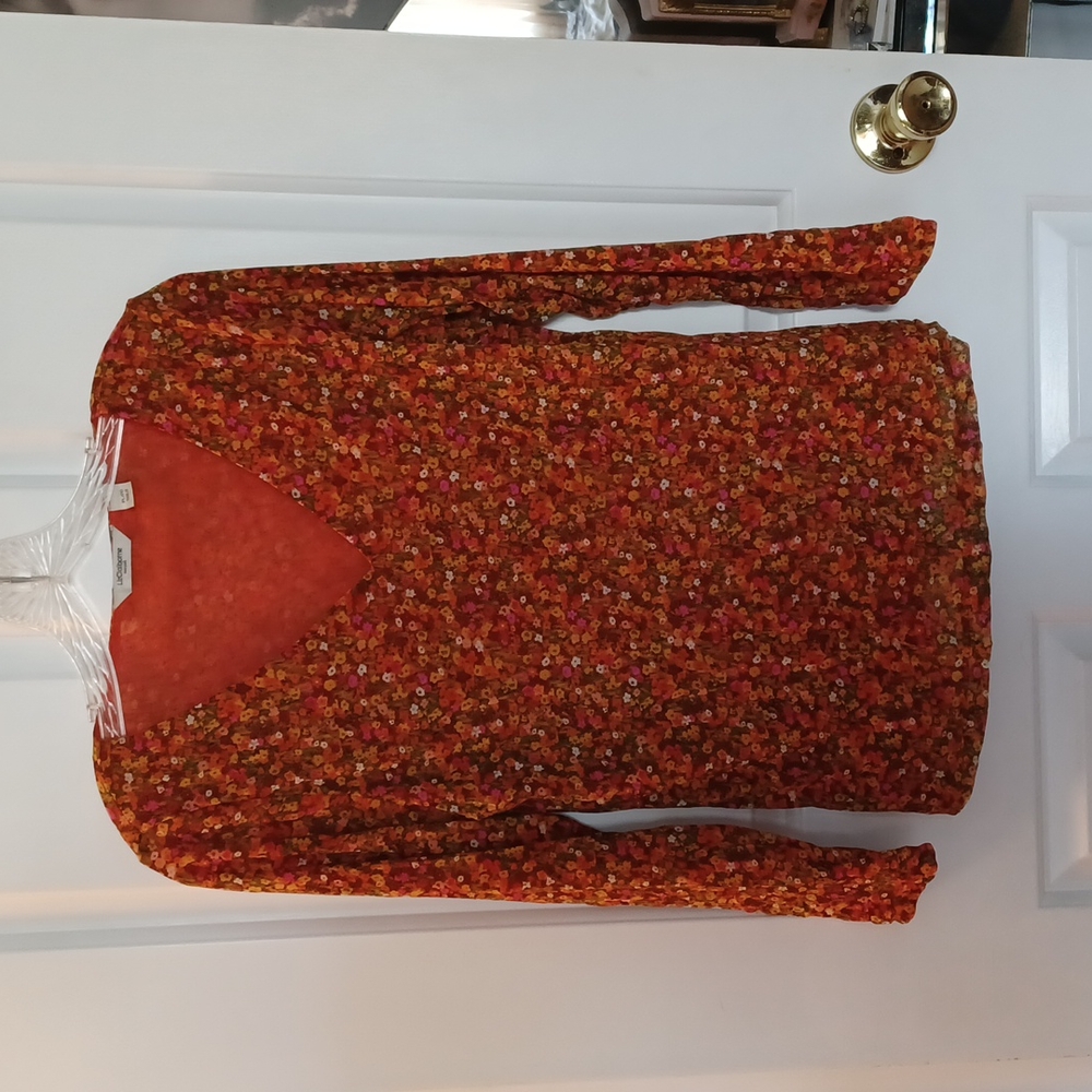 Liz Claiborne Floral Fall Top